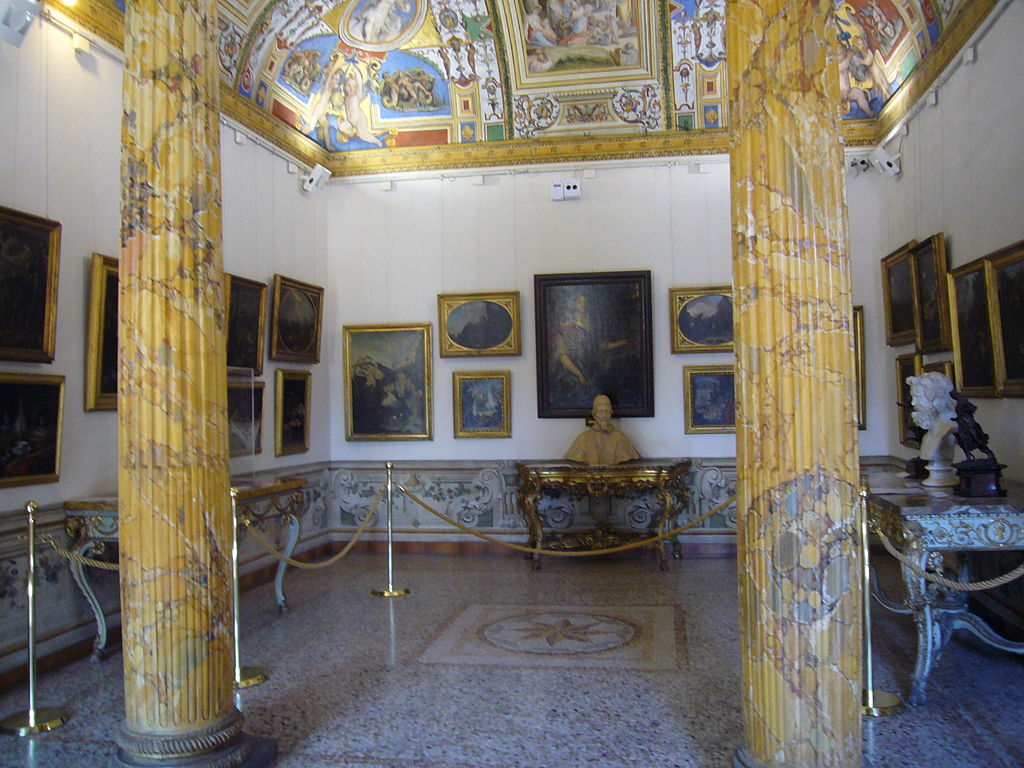 Palazzo Corsini, un luogo con mille storie da raccontare