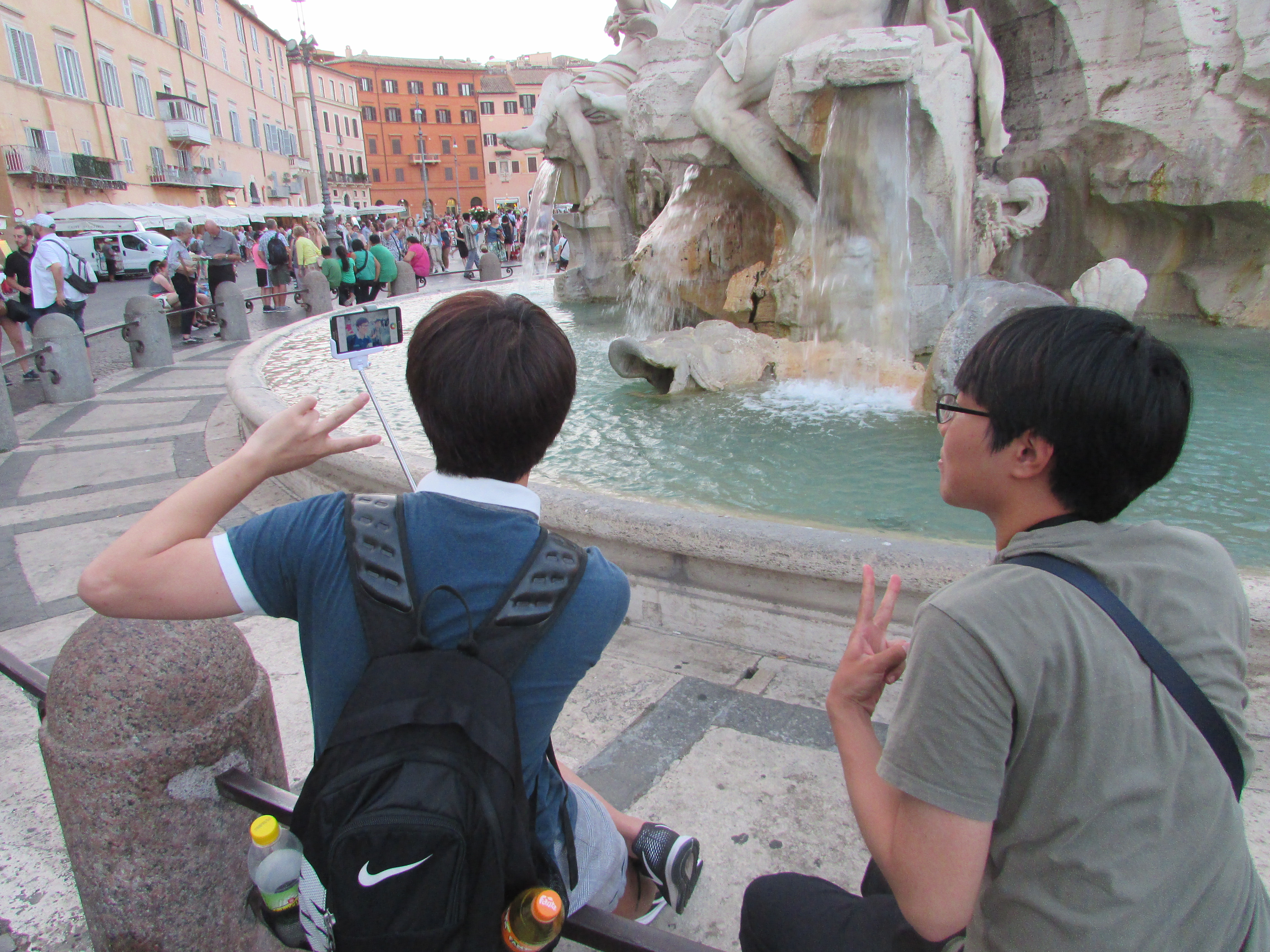 I Selfie: la nuova mania dei turisti a Roma