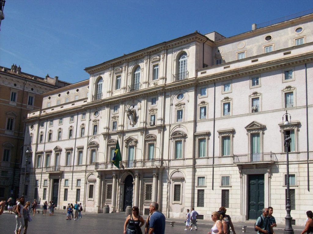 palazzo pamphili a piazza Navona
