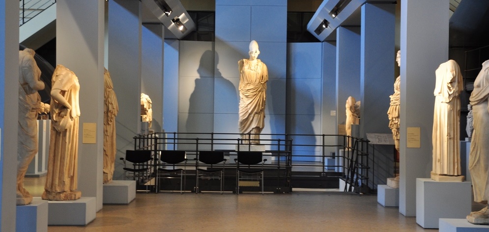 Visita alla Centrale Montemartini con la splendida mostra “Egizi-Etruschi”