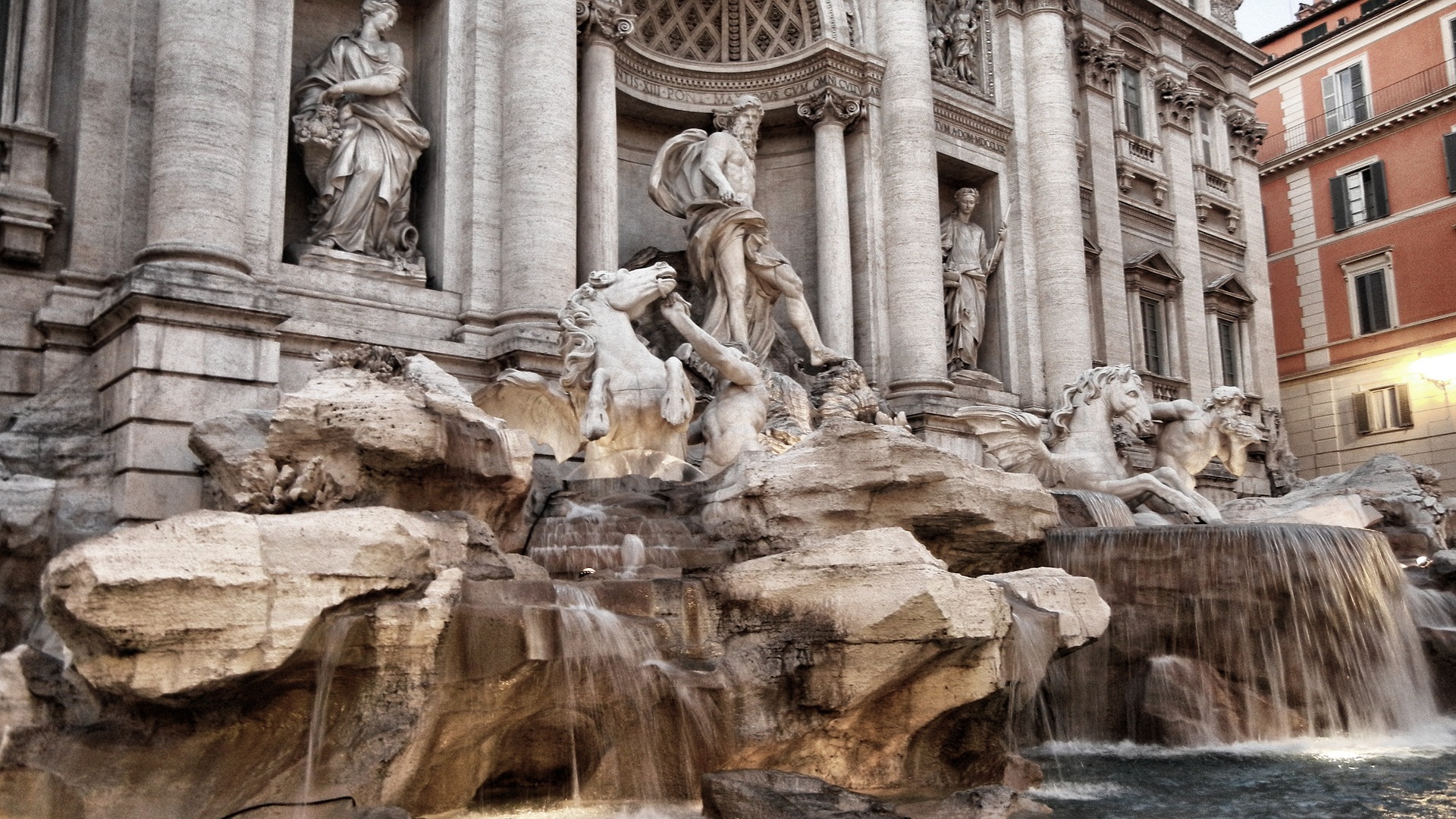 Il percorso blu: viaggio nella Roma delle fontane sulle tracce dell’Aqua Virgo
