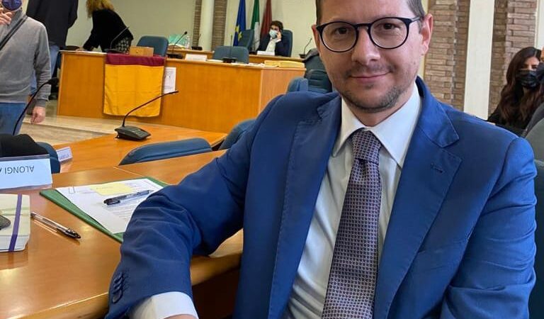 “Basta allo spreco alimentare”: Alessandro Alongi (XII Mun.) inizia la battaglia per il recupero del cibo nelle mense comunali