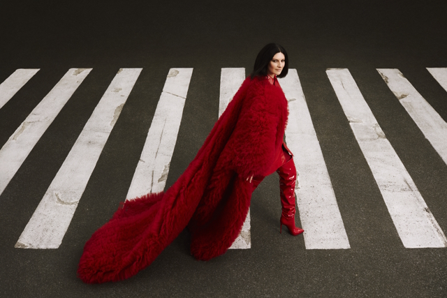 Laura Pausini: da dicembre nei palasport